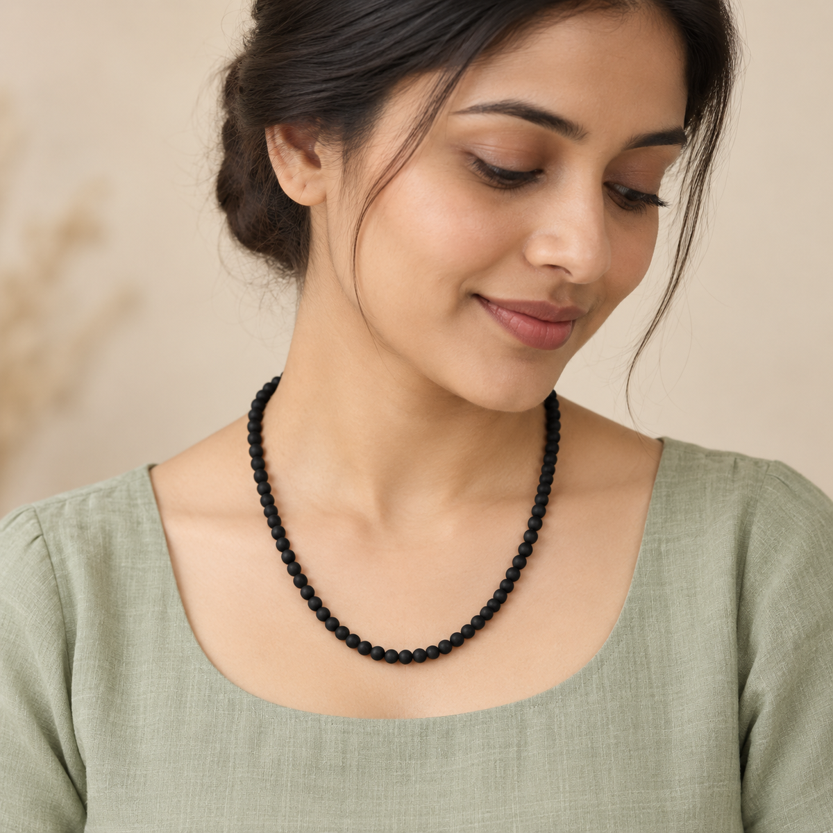 Tulasi Kanthi Mala- Black 1 round 20"