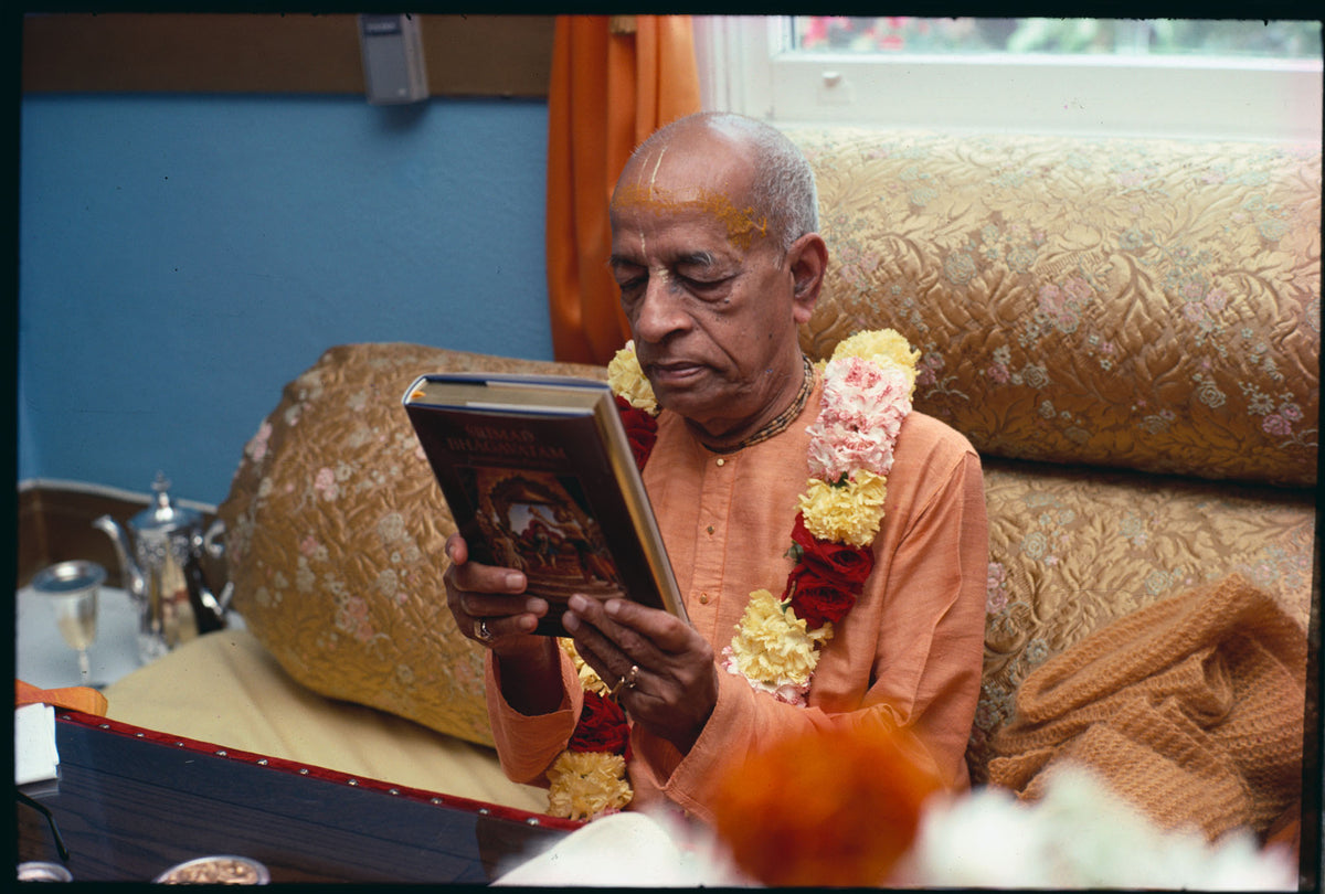 Srimad Bhagavatam Set (18 Volumes) - multiple languages available